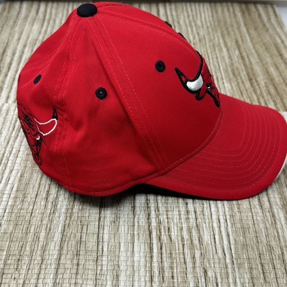 Adidas Chicago Bulls Hat - Picture 4 of 7